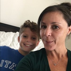 Meet your Posher, Carrie